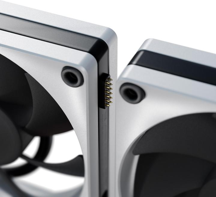 Actual product image Hyte THICC FP12 120MM PWM FAN 3PK (120 mm, 3 x)