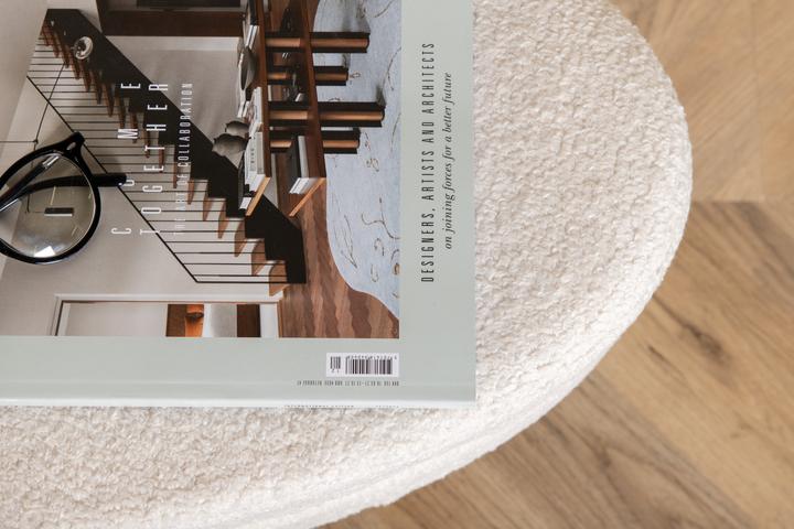 Actual product image Venture Home Otto