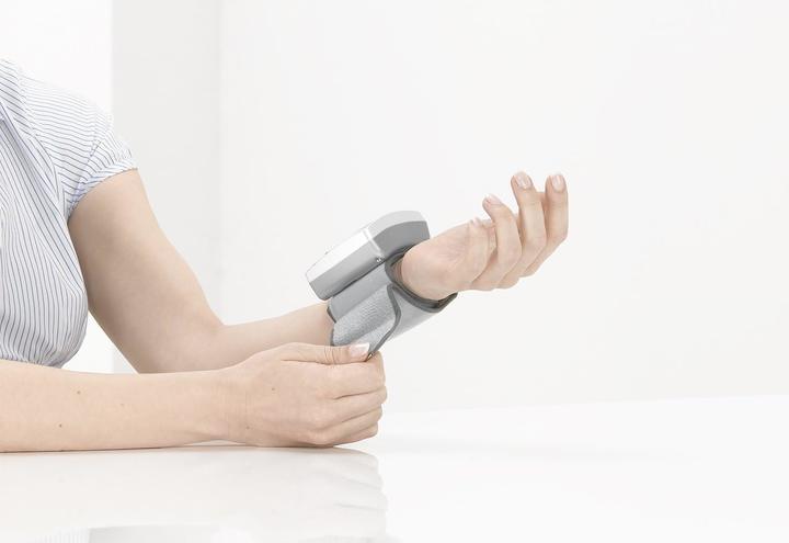 Actual product image Sanitas SBC 15 (Blood pressure monitor wrist)