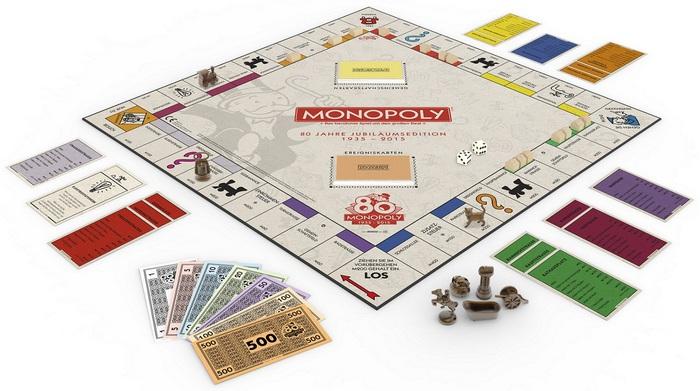 Actual product image Hasbro Monopoly 80 years CH edition (German, French, Italian)