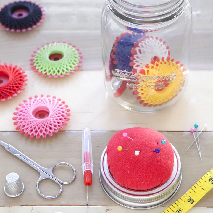 Actual product image Kikkerland Sewing Kit