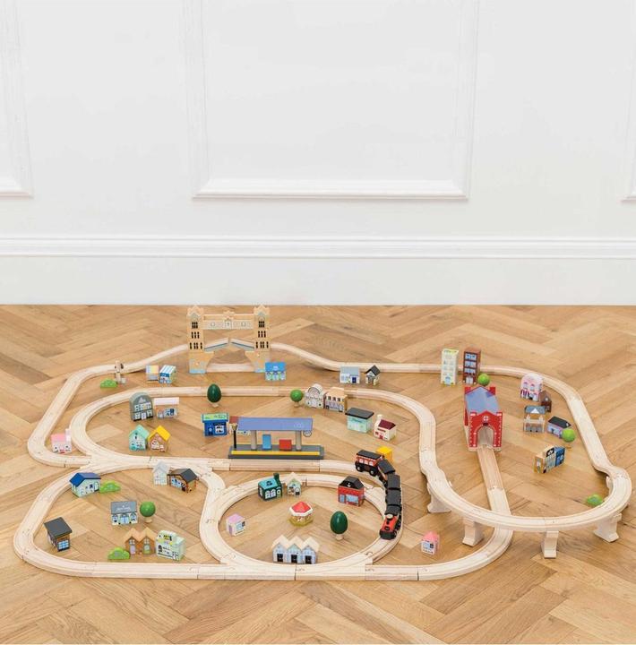 Actual product image Le Toy Van London Train Set