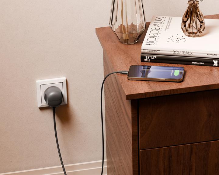 Produktbild TwelveSouth PowerCord Ladegerät mit 3m USB-C Kabel (30 W)