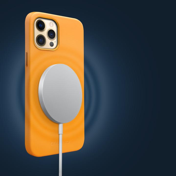 Actual product image QiAlino Coque cuir véritable (compatible MagSafe) Orange (Apple iPhone 12)