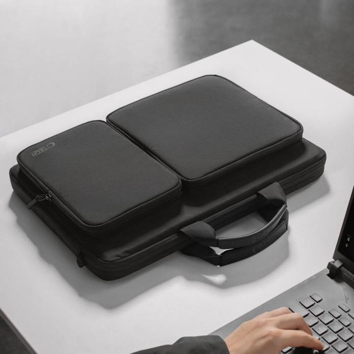 Actual product image Tech-Protect Defender Bag for 17 Laptop - Black (17")