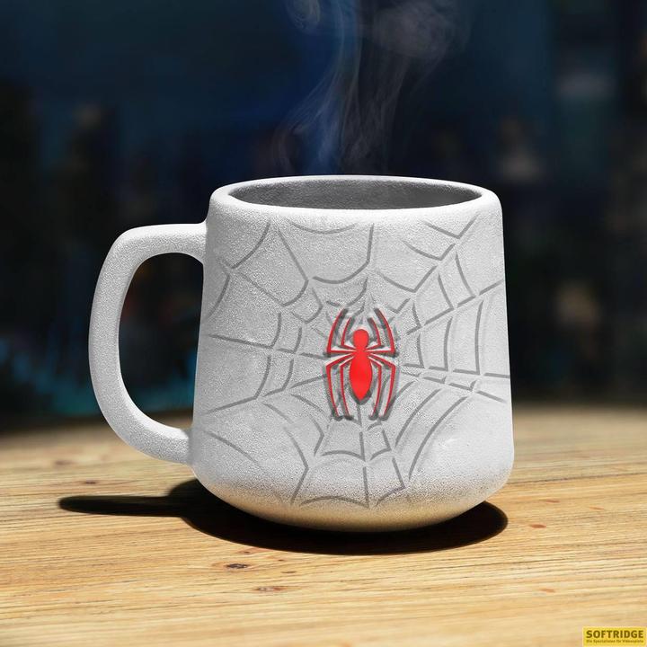Actual product image Paladone Products MARVEL - Spider-Man - Shaped Mug (450 ml, 1 x)