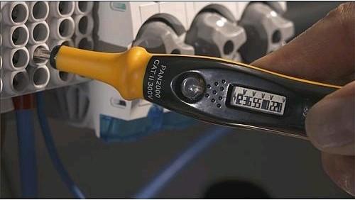 Immagine prodotto Pancontrol Cacciavite di prova PAN 2000 PAN (CAT II 300V)