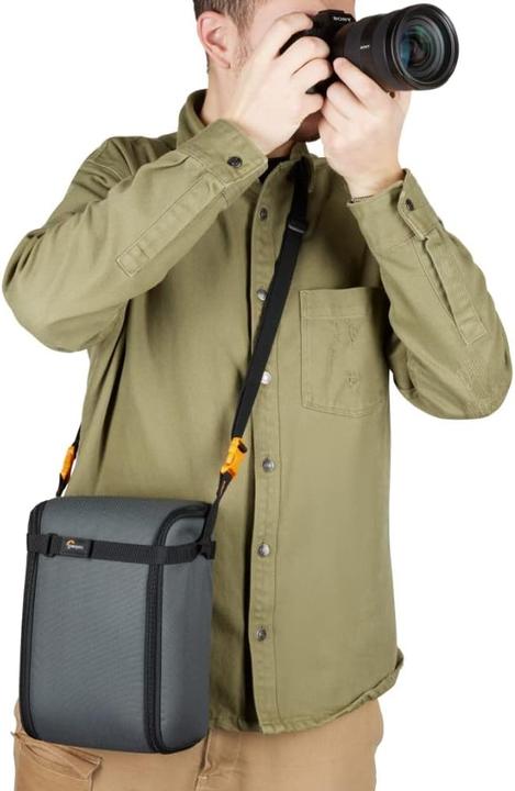 Actual product image Lowepro Trekker Lite Backpack 250 (Photo backpack, 25.50 l)
