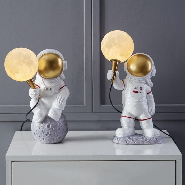 Actual product image OEM Lights for outdoor use Moon table lamp ASTRONAUT standing Art Deco (model 1) AMTL (1000 lm)