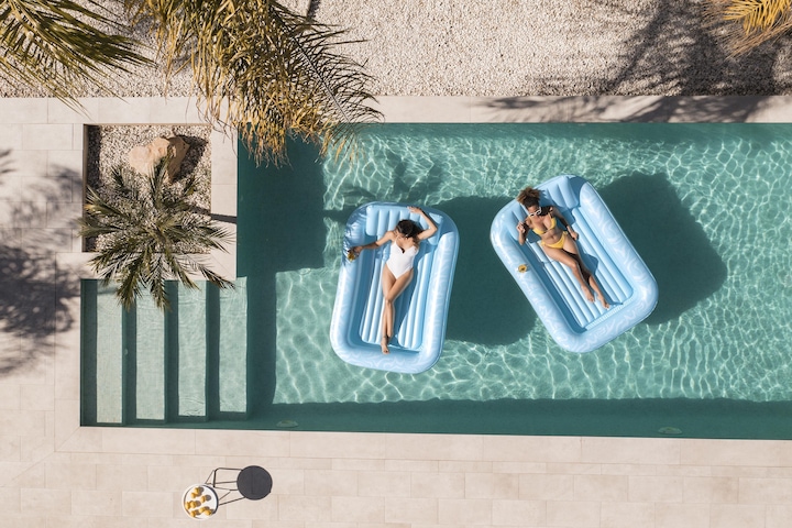 Actual product image Bestway Floating mattress