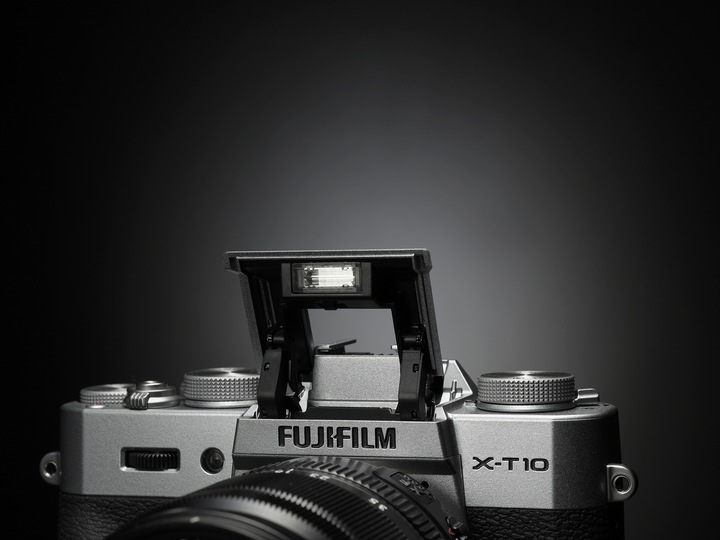 Actual product image Fujifilm X-T10 18-55mm Kit (16.30 Mpx, APS-C / DX)