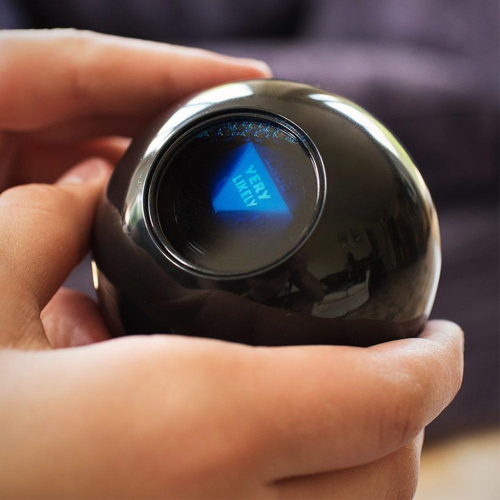 Actual product image Mikamax Mystic 8 Ball (01000)