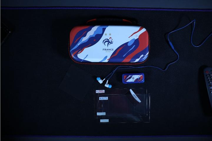 Actual product image Konix Starter Kit Switch WAVES - FFF (Switch)