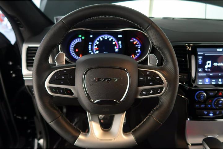 Jeep Grand Cherokee 6.4 V8 HEMI SRT8 4x4 (Petrol, 468 PS)