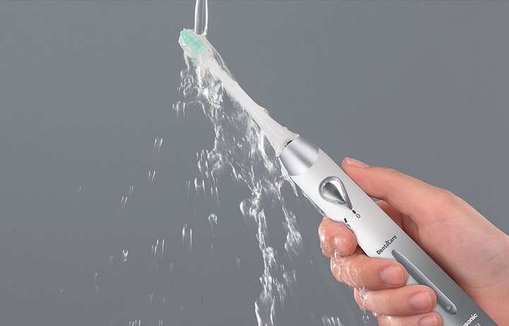 Actual product image Panasonic DentaCare Sonodent (Oscillating toothbrush)
