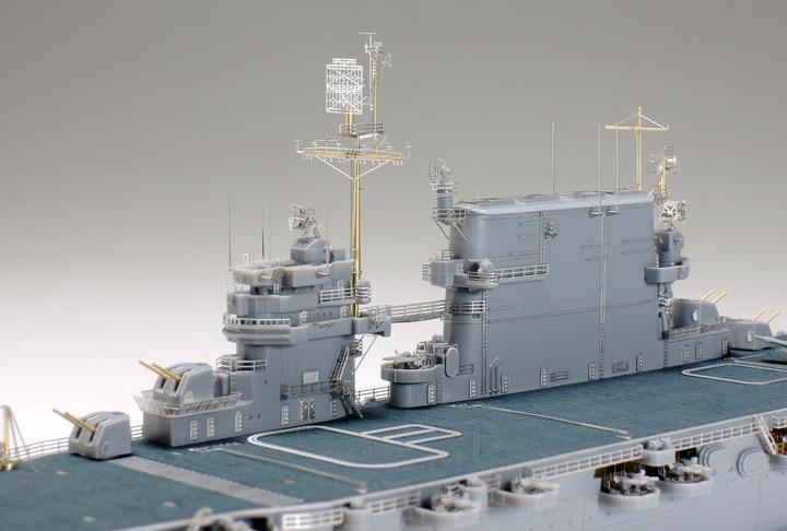 Actual product image Tamiya U.S. Navy Aircraft Carrier CV-3 Saratoga