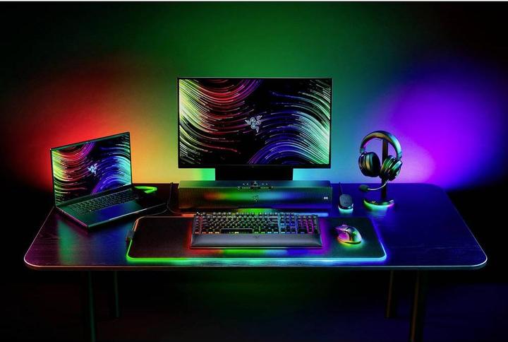 Actual product image Razer BlackWidow V4 Pro (DE, Cable)