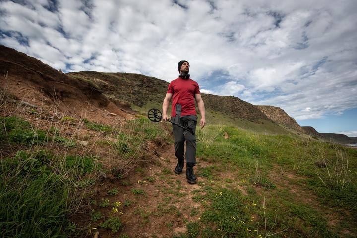 Actual product image Minelab EQUINOX 700 Metaaldetector specialist.