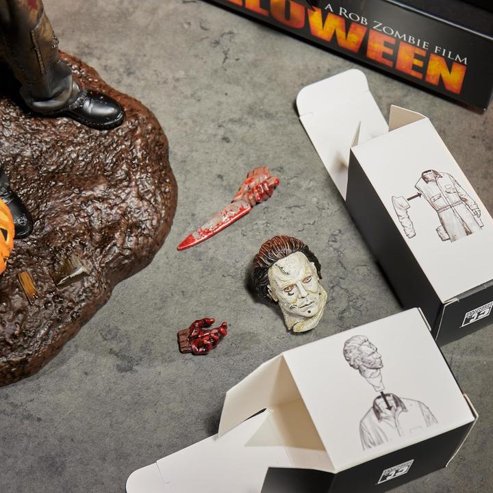 Actual product image Numskull - Halloween- Calendrier de l'Avent de 24 jours (figurine Michael Myers à construire)