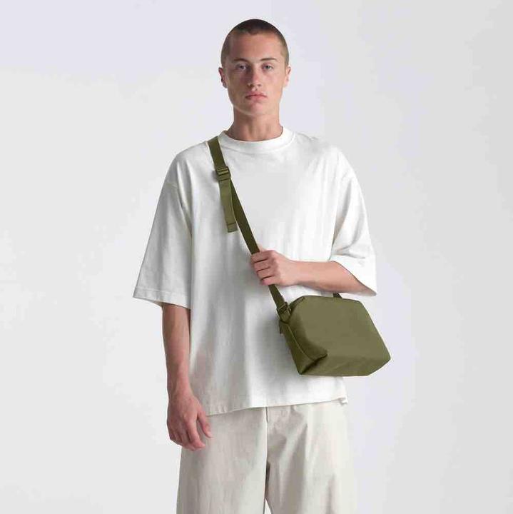 Productafbeelding Urth Dolomite Cameraslinger (Camera schoudertas, 5.10 l)