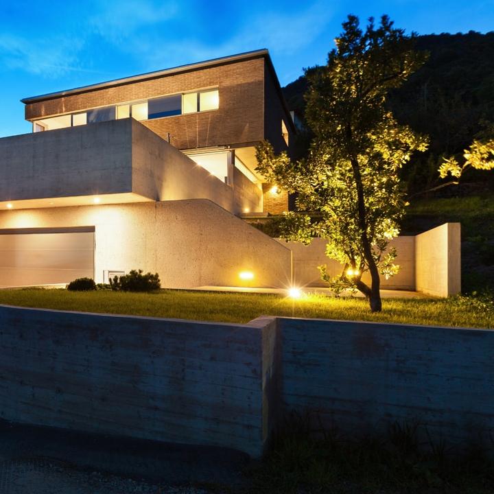 Produktbild Luxula LED-Fluter, EEK: E, 100W, 12000lm, 4000K, IP65, grau (12000 lm, IP65)