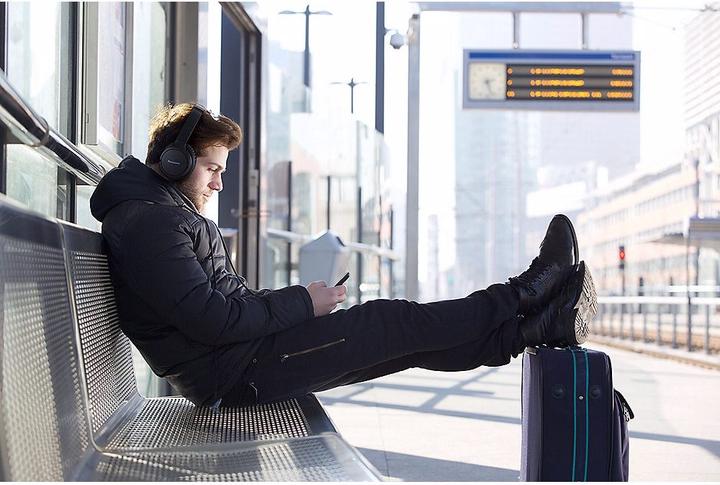 Actual product image Panasonic RB-HF520B (50 h, Wireless)