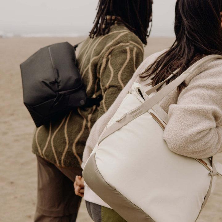 Actual product image Peak Design Everyday Sling 10L (Camera shoulder bag, 10 l)