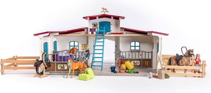 Actual product image Schleich Horse Club Riding School
