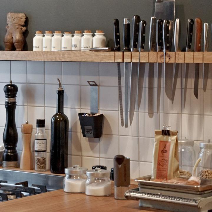 Produktbild Höfats Johnny Catch mit Auffangbecher (Elektrischer Korkenzieher)