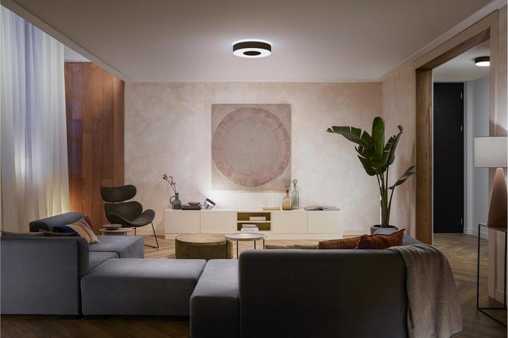Actual product image Philips Hue White & Color Ambiance Infuse (2400 lm)