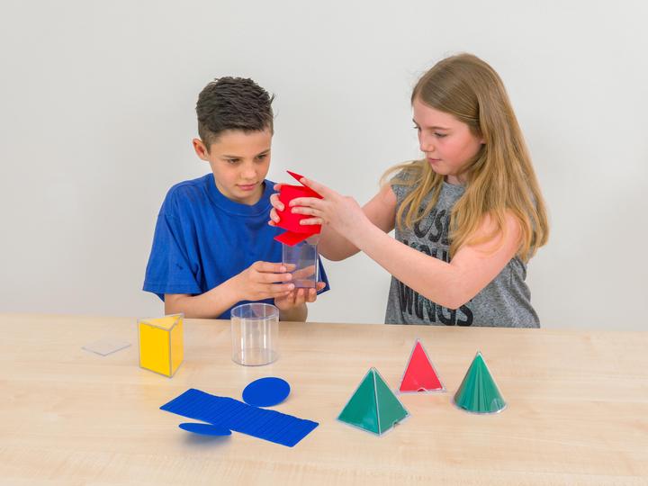Actual product image Learning Resources Geometric solids and nets, 16 pieces