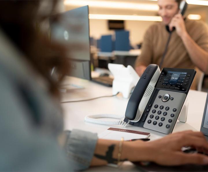 Actual product image Poly EDGE E320 IP PHONE