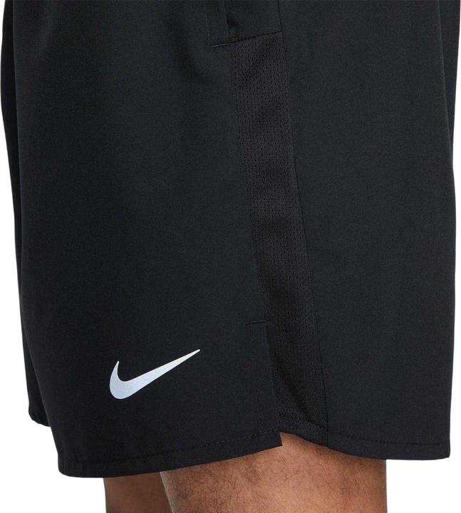 Produktbild Nike Challenger Shorts (M)