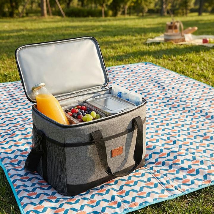 Actual product image Intirilife Foldable picnic blanket Waterproof