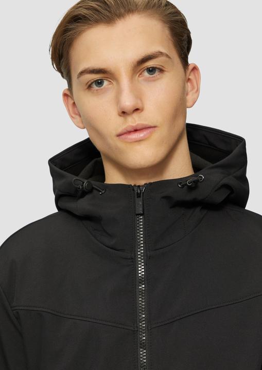 Produktbild s.Oliver Outdoor-Jacke Softshelljacke mit Kapuze und Rippbündchen (S)