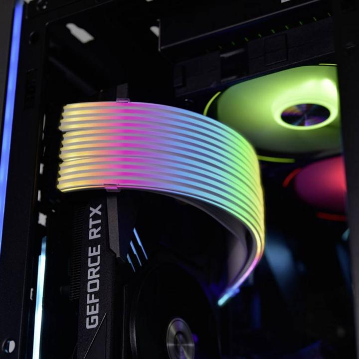 Produktbild Lian-Li Strimer Plus V2 Triple 8-Pin (RGB)