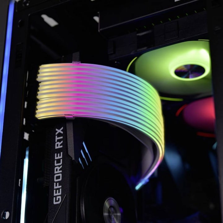 Produktbild Lian-Li Strimer Plus V2 Triple 8-Pin (RGB)