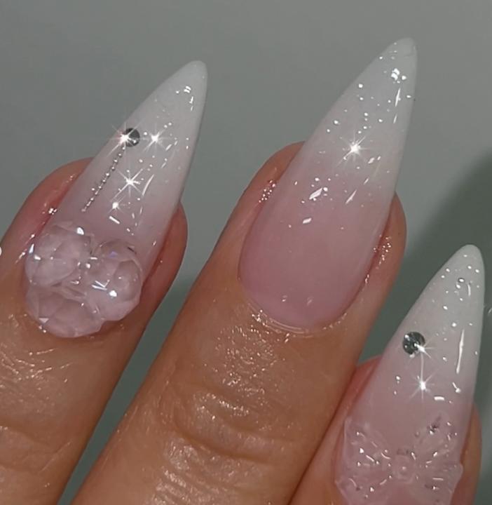 Produktbild Nailbayo DOI Glitter Gel Mi Wha (10ml) (Transparent, Weiss, Gel-Effekt Nagellack)