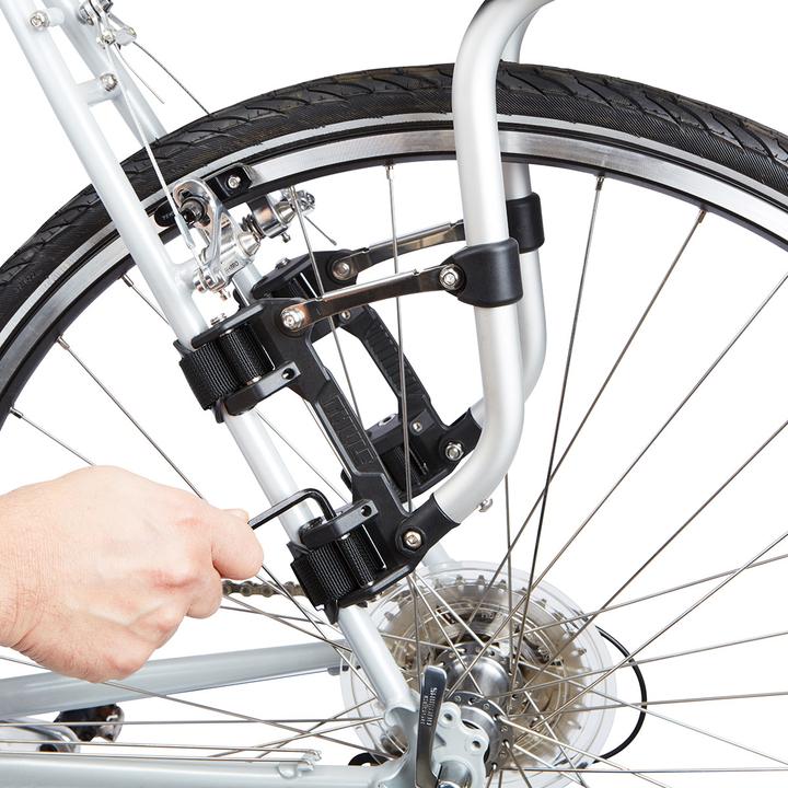 Actual product image Thule Pack 'n Pedal Tour Rack XT