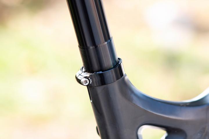 Actual product image BikeYoke Squeezy 31.8 mm.