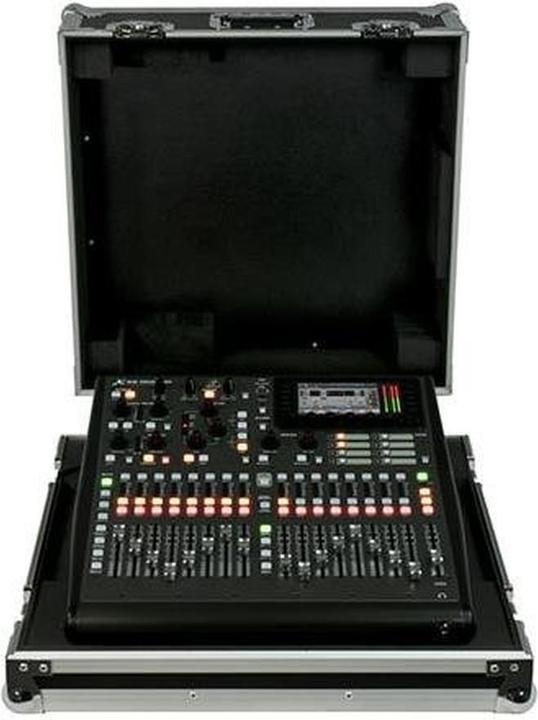 Actual product image Behringer X32 Producer (Studio- and Livemixer)