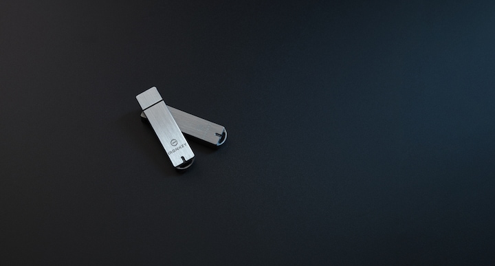 Image du produit Kingston IronKey S1000 Enterprise (4 Go, USB-A, USB 3.0)