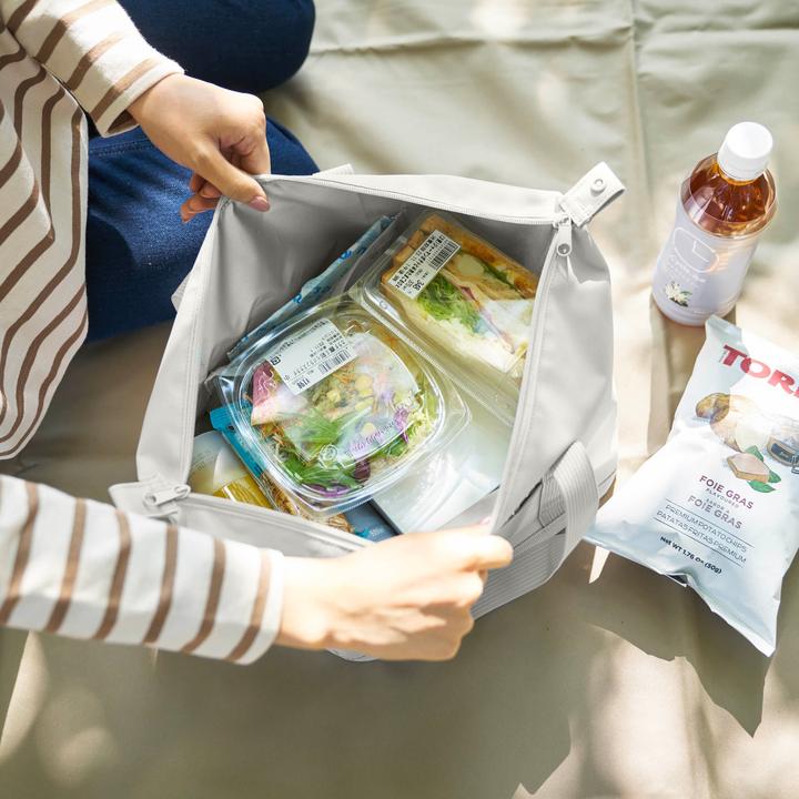 Actual product image Yamazaki TOWER insulated picnic bag