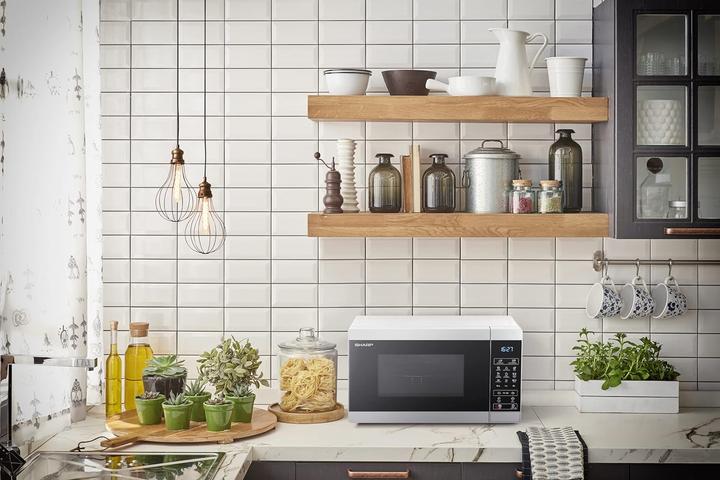 Actual product image Sharp YC-MG02E-C (20 l)