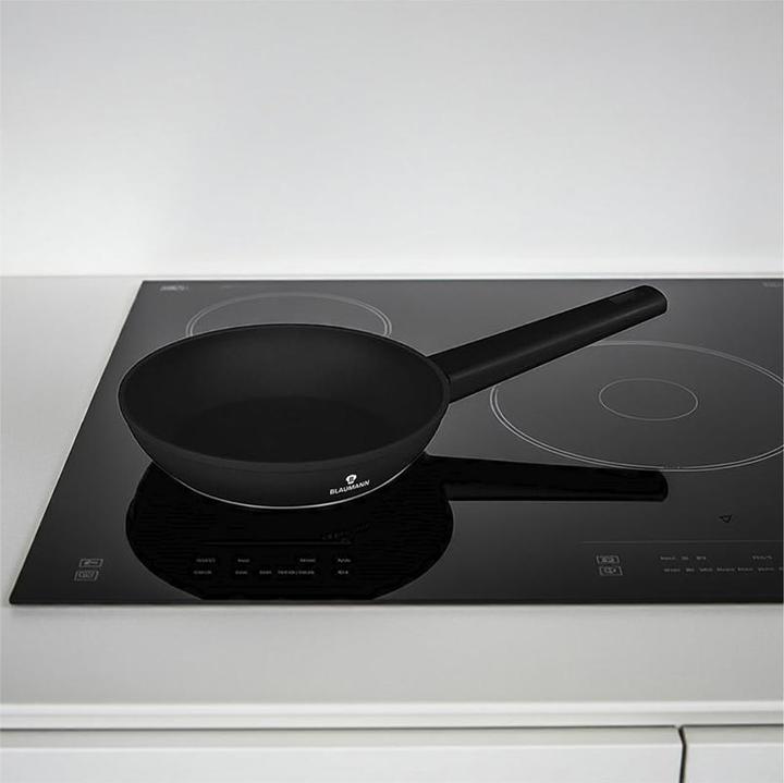 Immagine prodotto Blaumann Bratpfanne Ø 20cm Black Silver Collection (20 cm, Padella per friggere, Alluminio)