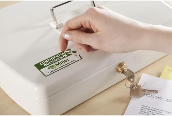 Actual product image Avery Peelable labels