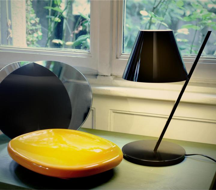 Actual product image Artemide La Petite LED table lamp (307 lm, E14)