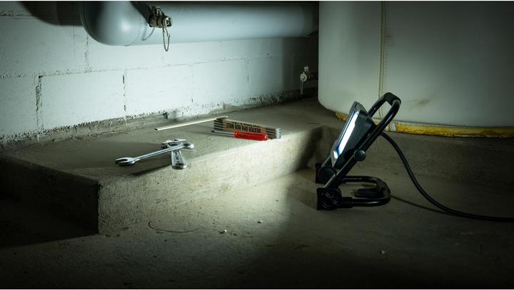Actual product image Steffen WORKLIGHT LED spotlight 30W with carrying handle and folding stand 5m (4800 lm)