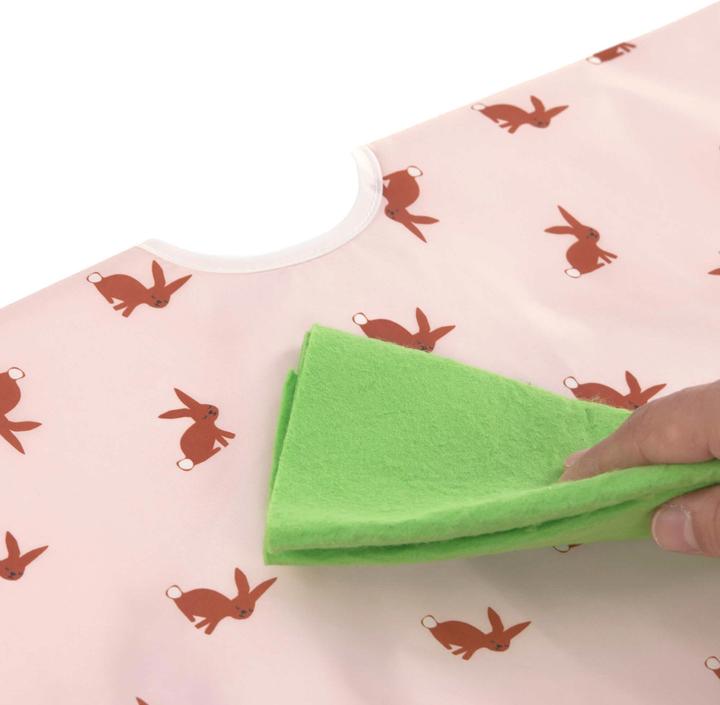 Actual product image Lässig Set of 2 Long Sleeve Bibs (6 months)