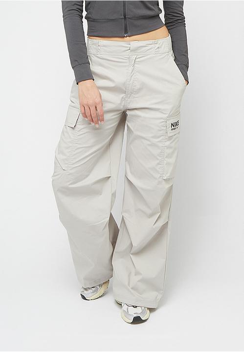 Actual product image Nike Sportswear Woven Oversized Pants - 201095 (XS)